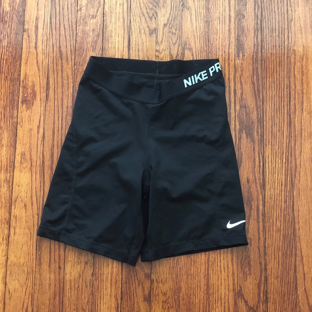 Nike pro workout shorts